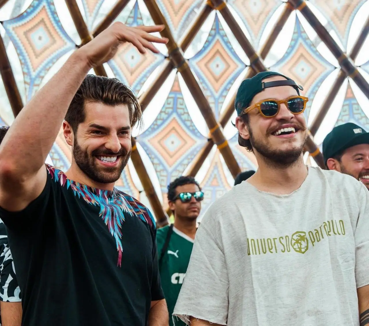 VÍDEO: irmão gêmeo de Alok, DJ Bhaskar chega no Acre para apresentação na PVTribe