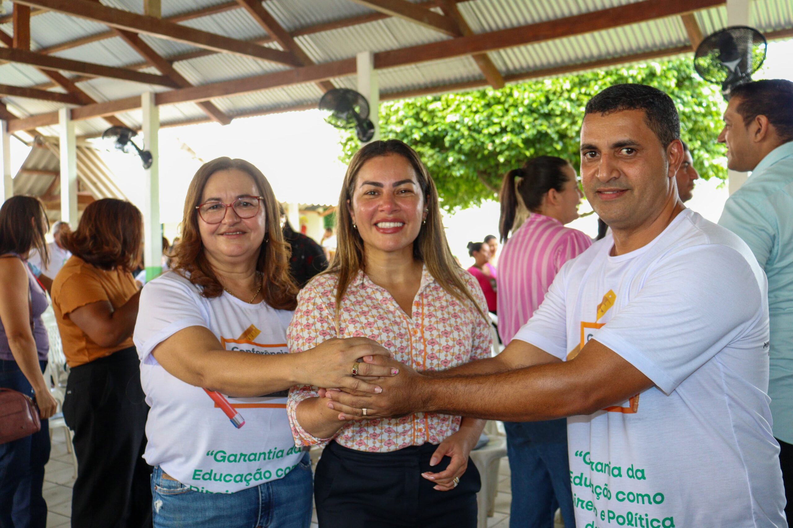 Dia Histórico: Fernanda Hassem garante na Câmara aprovação do PCCR de todos os servidores