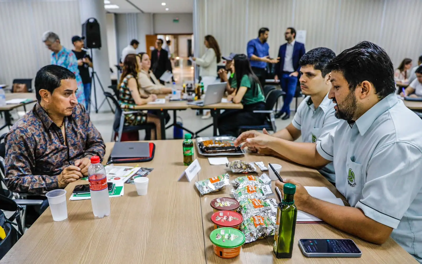 Cooperacre participa da Rodada de Negócios do Exporta mais Amazônia e expõe produtos para compradores de 14 países