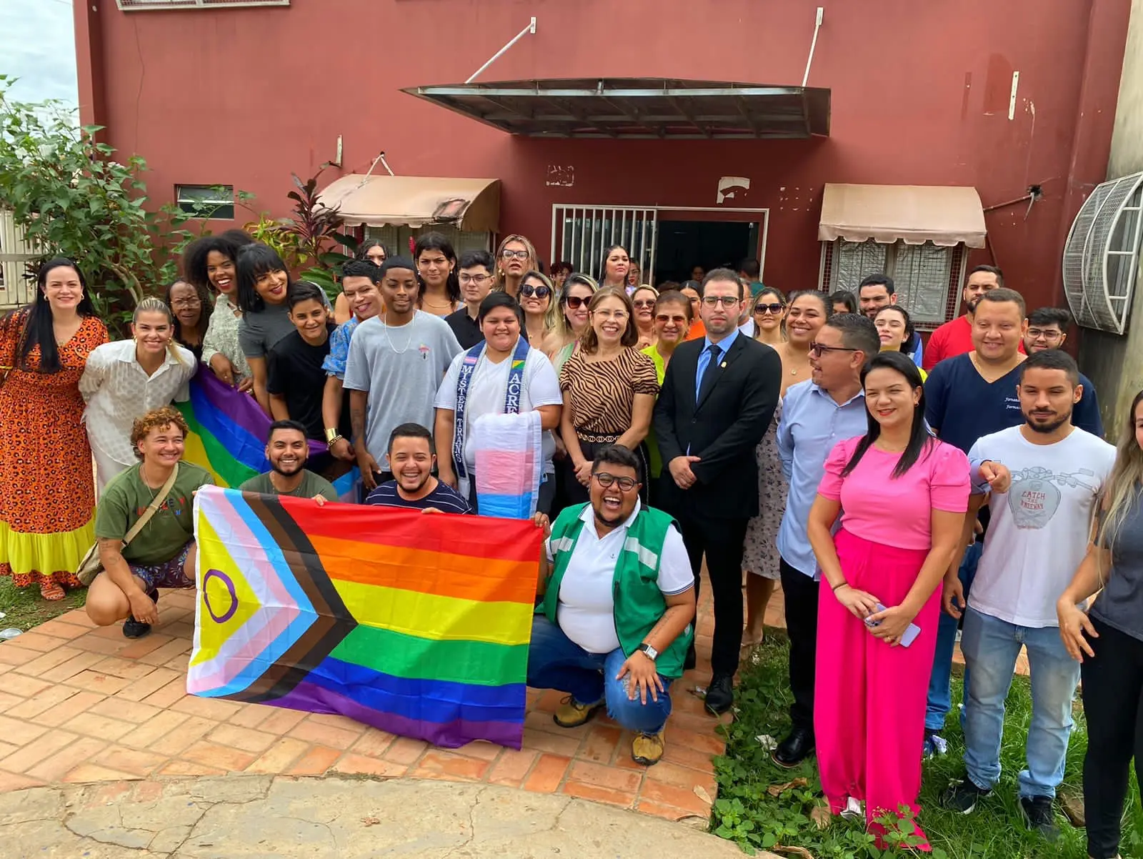 Calegário participa da inauguração de ambulatório especializado no atendimento a transexuais e travestis