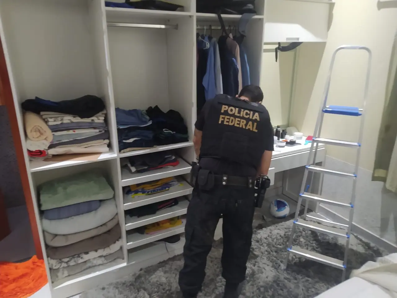 PF deflagra operação que investiga fraude em licitação e lavagem de dinheiro em cidades do Acre