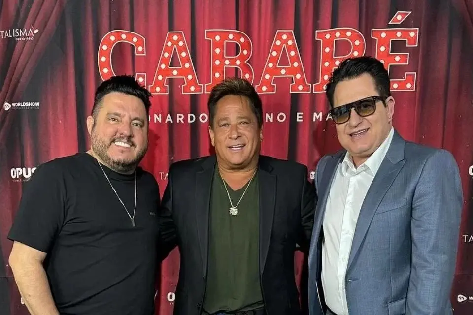 Navio Cabaré, com Leonardo e Bruno e Marrone, é investigado pela PF