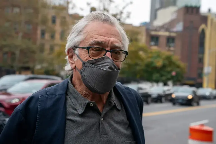 Robert De Niro deverá pagar US$ 1,2 milhão para ex-funcionária que o acusou de tratá-la como ‘esposa de escritório’