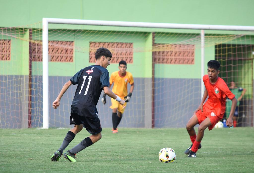 Xavier Maia/Fênix e Chapecoense vencem e conquistam classificações pelo  sub-13 - ContilNet Notícias