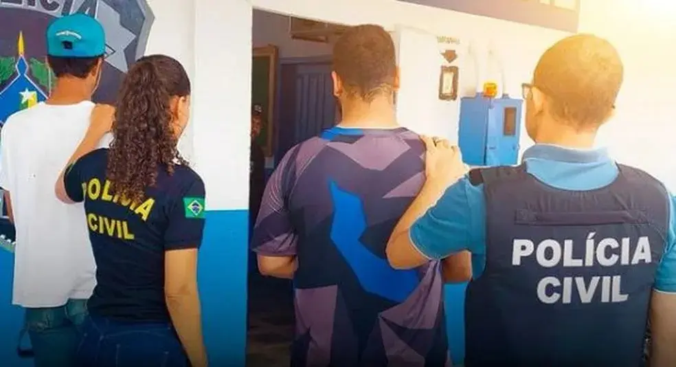 Após vídeo de sexo com menor de idade circular por redes sociais, homens são presos por estupro e pornografia infantil