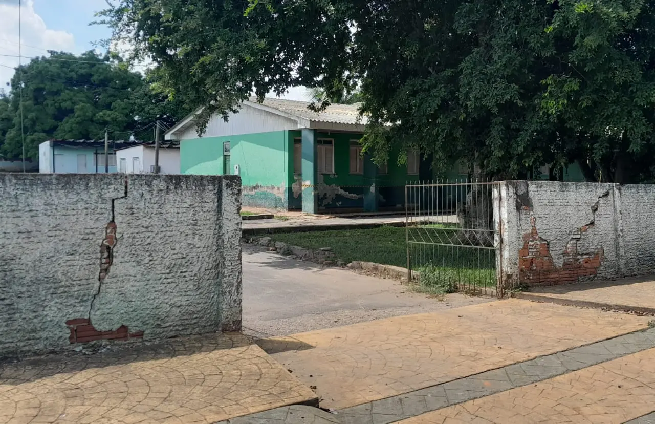 Bastante deteriorado, prédio do Incra de Sena Madureira é interditado pelos Bombeiros