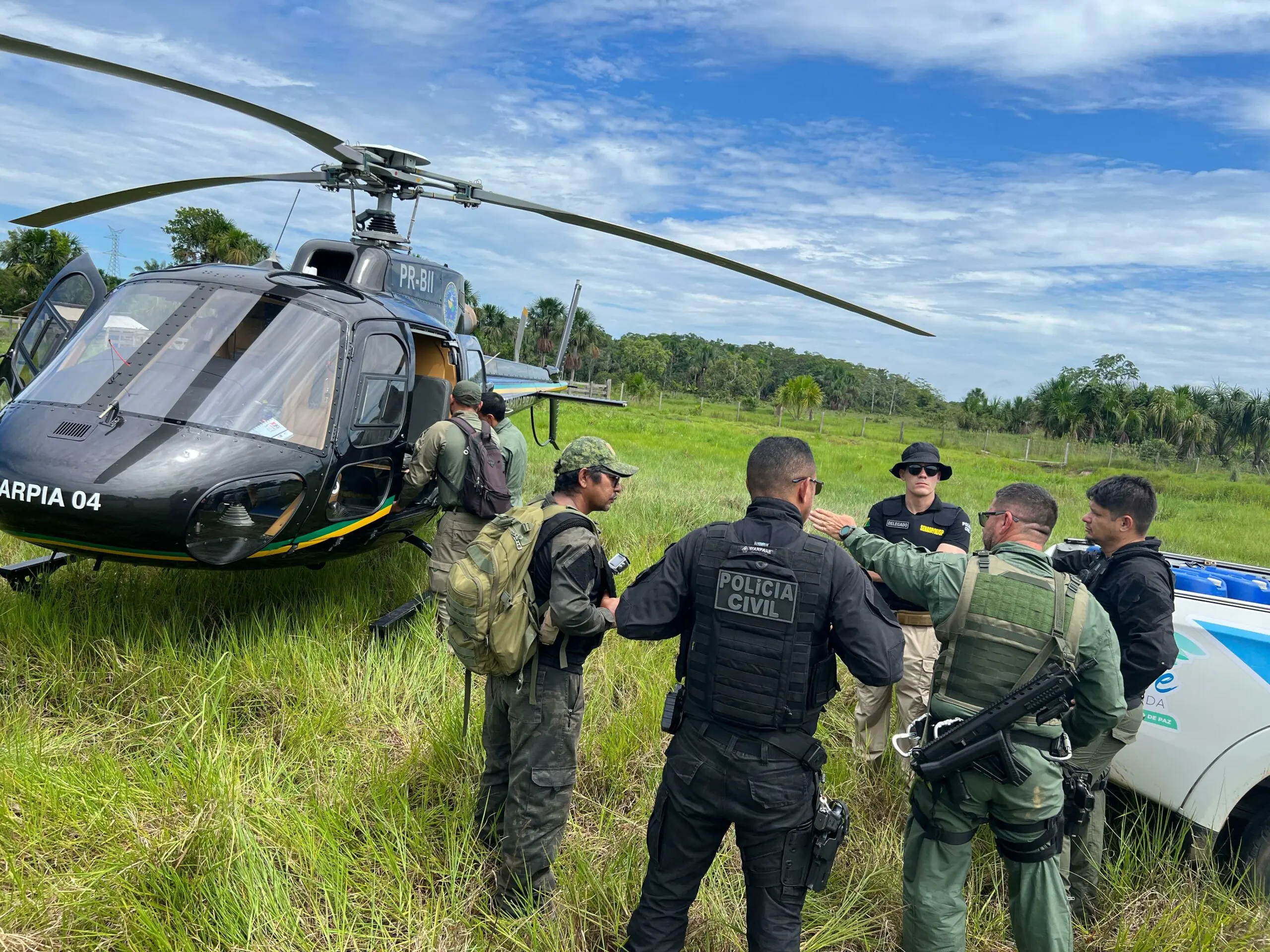 Com helicóptero, polícia prende homem que tentou matar ex-companheira e a filha no Acre