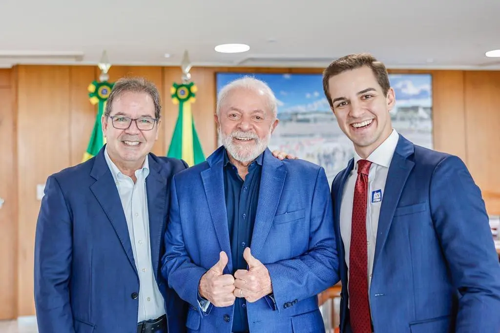 Tião Viana e seu filho se encontram com Lula em Brasília: “Maior estadista e líder desse país”