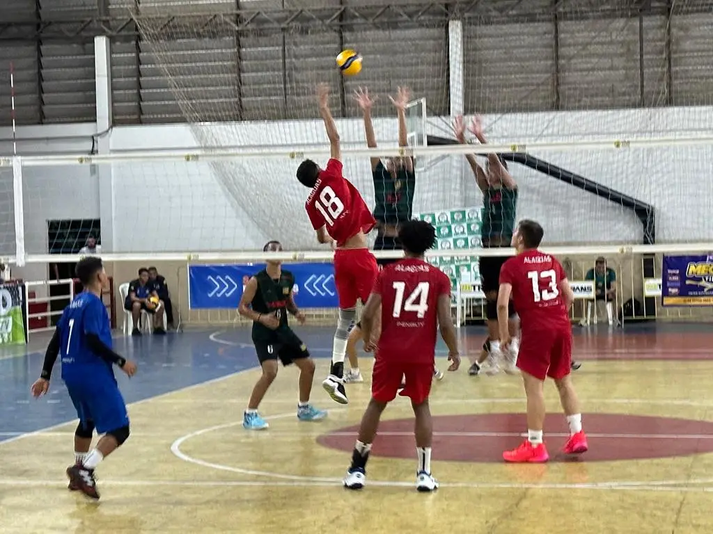 Acre perde no tie break e vai disputar 3º lugar do Brasileiro sub-16 de vôlei