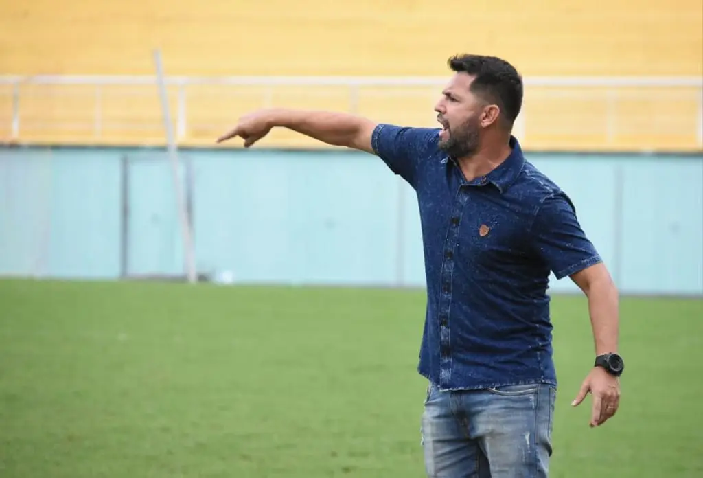 Zé Marco acerta e vai dirigir Adesg/Sena Madureira no Estadual de 2024