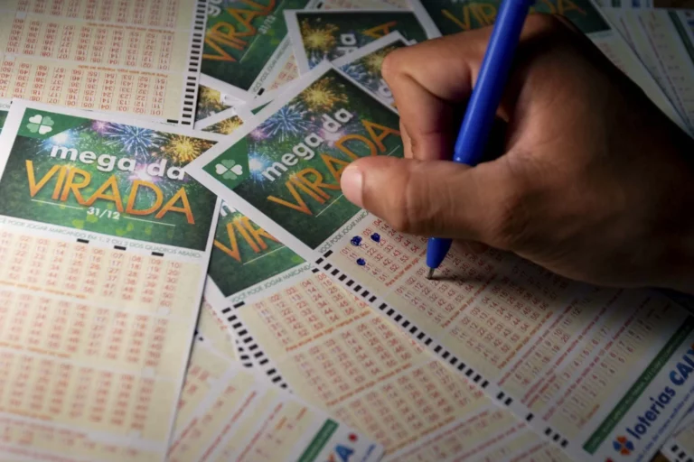 Mega da Virada: apostadores fazem bolão de R$ 100 mil