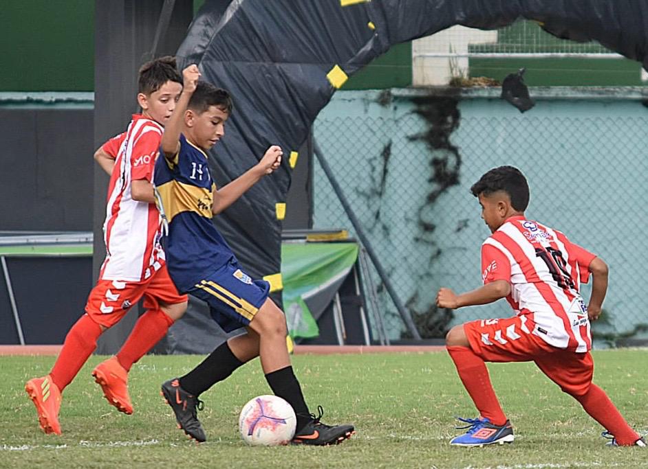 Santa Cruz e CT Furacão decidem título do Campeonato Estadual