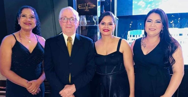 Beth Passos traz cliques da formatura da turma do Metakids, realizada pelo Colégio Meta; veja fotos