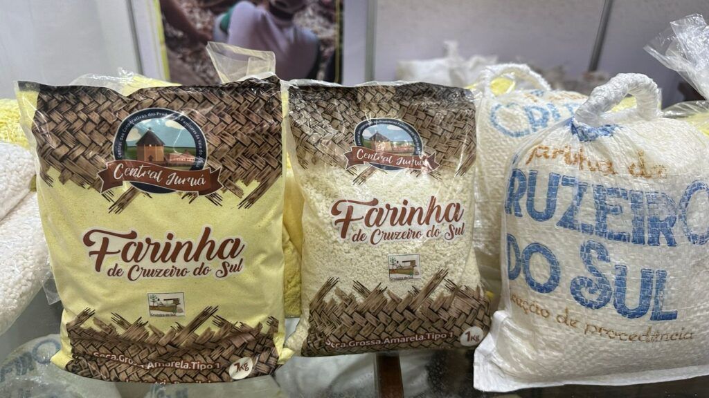Farinha de Cruzeiro do Sul é destaque na 14ª Feira Baiana da Agricultura Familiar em Salvador