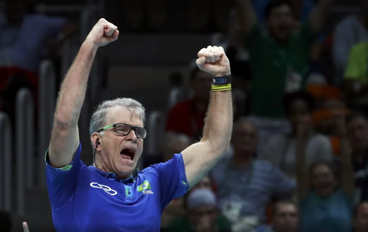 Bernardinho volta a ser técnico da seleção masculina de vôlei Bernardinho volta a ser técnico da seleção masculina de vôlei