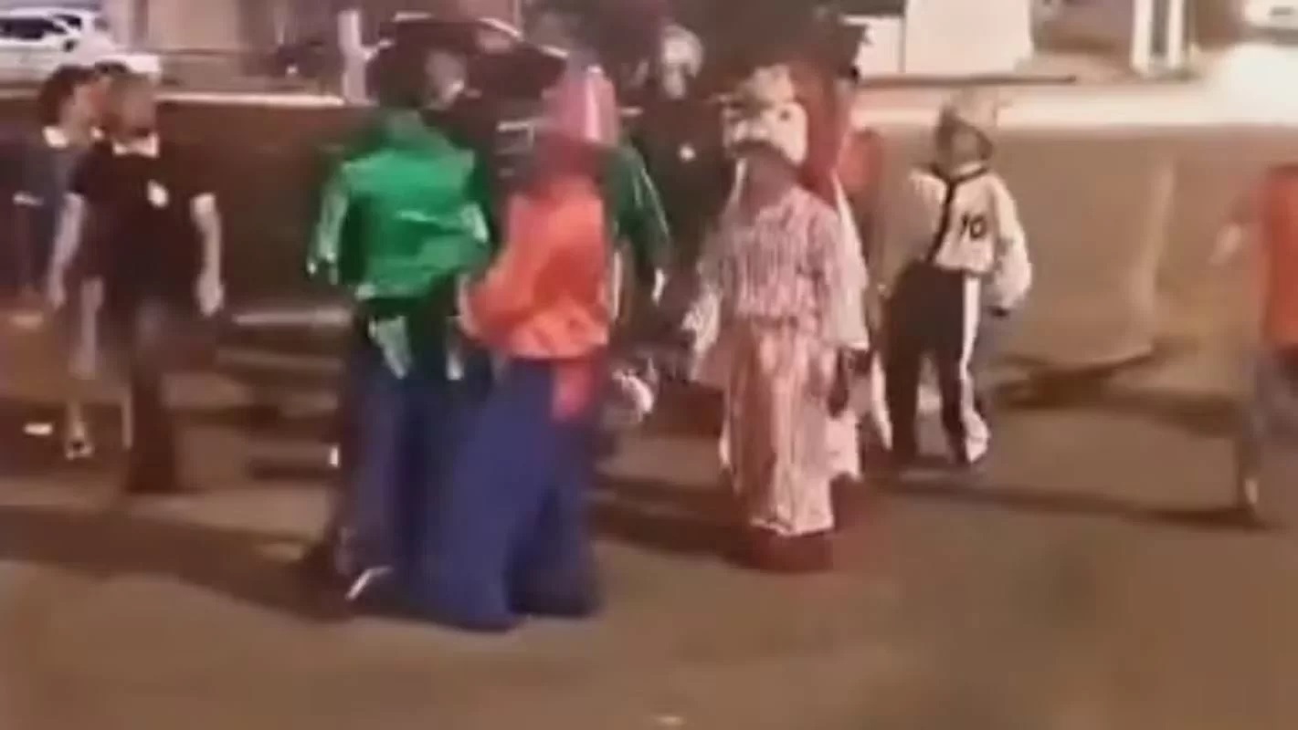 Dançarinos de Carreta Furacão se envolvem em briga generalizada; Vídeo