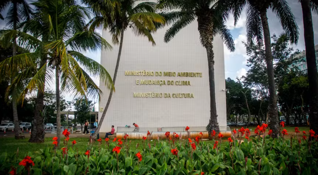 Retomada do Ministério da Cultura tem recorde na Rouanet e críticas pela centralização de recursos