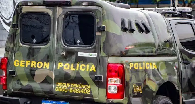 Policiais militares do Gefron são presos após morte de enfermeira no interior do Acre