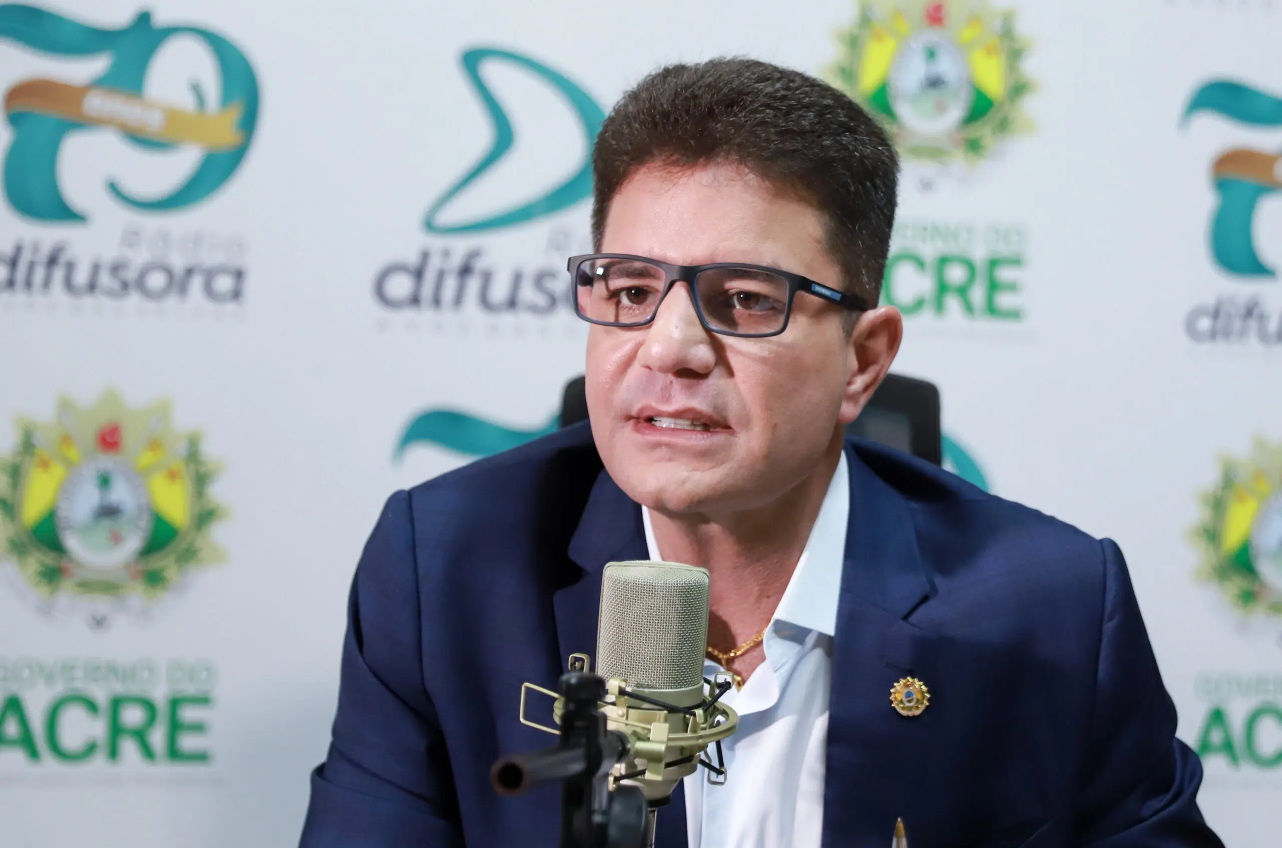 Gladson volta a falar na Operação Ptolomeu e diz que não será candidato: “Já fui reeleito”