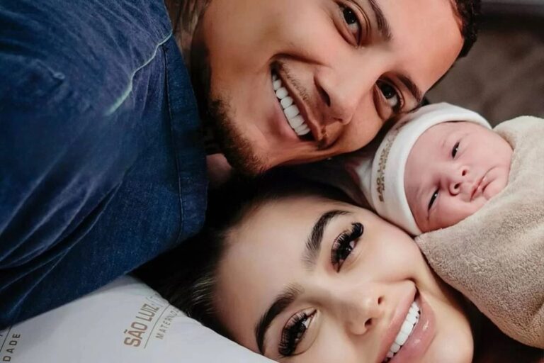 MC Mirella e Dynho Alves mostram rosto da filha pela 1ª vez: veja