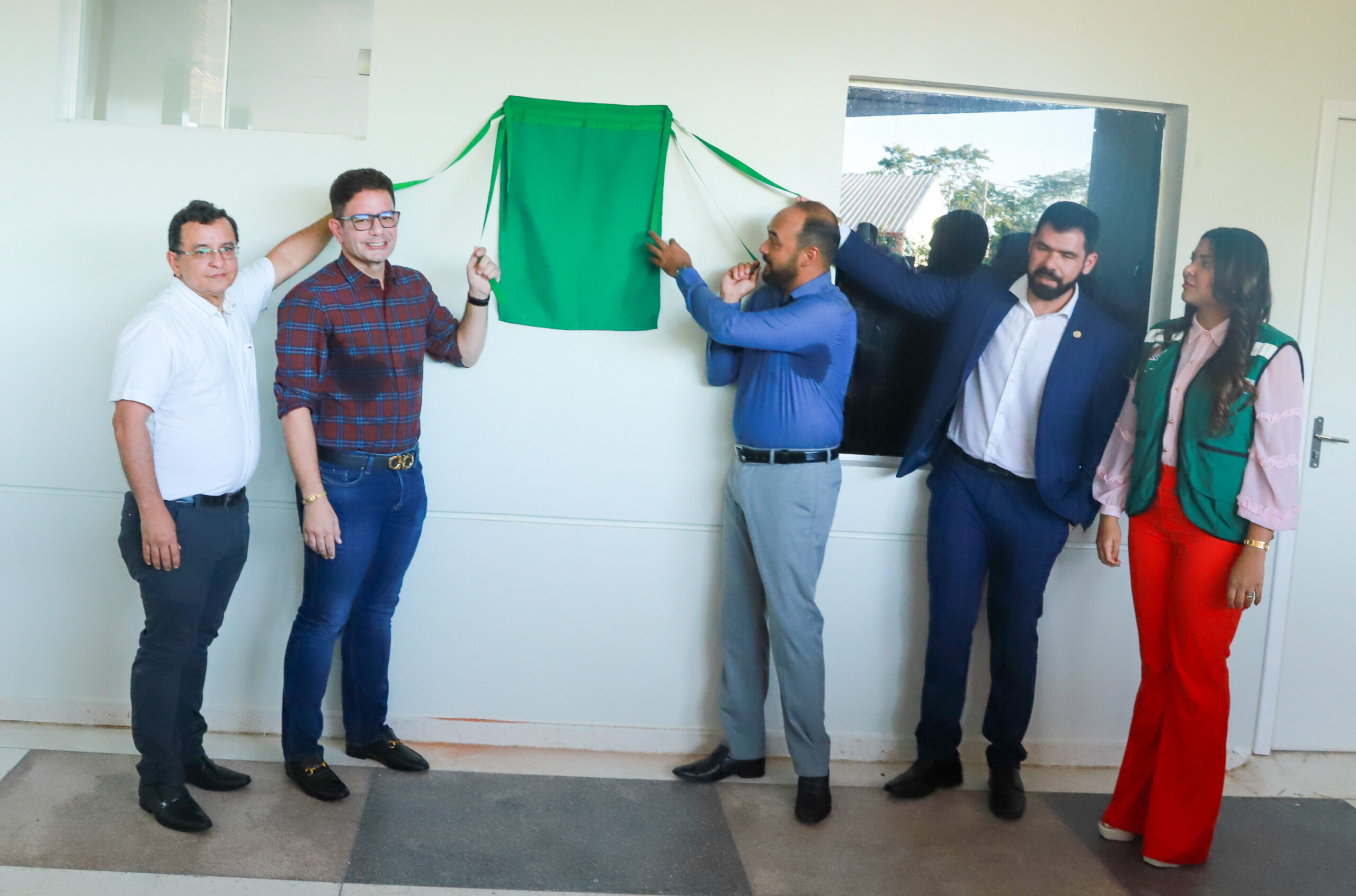 Estado entrega obra de adequação e reforma do prédio de Nefrologia da Fundhacre Estado entrega obra de adequação e reforma do prédio de Nefrologia da Fundhacre
