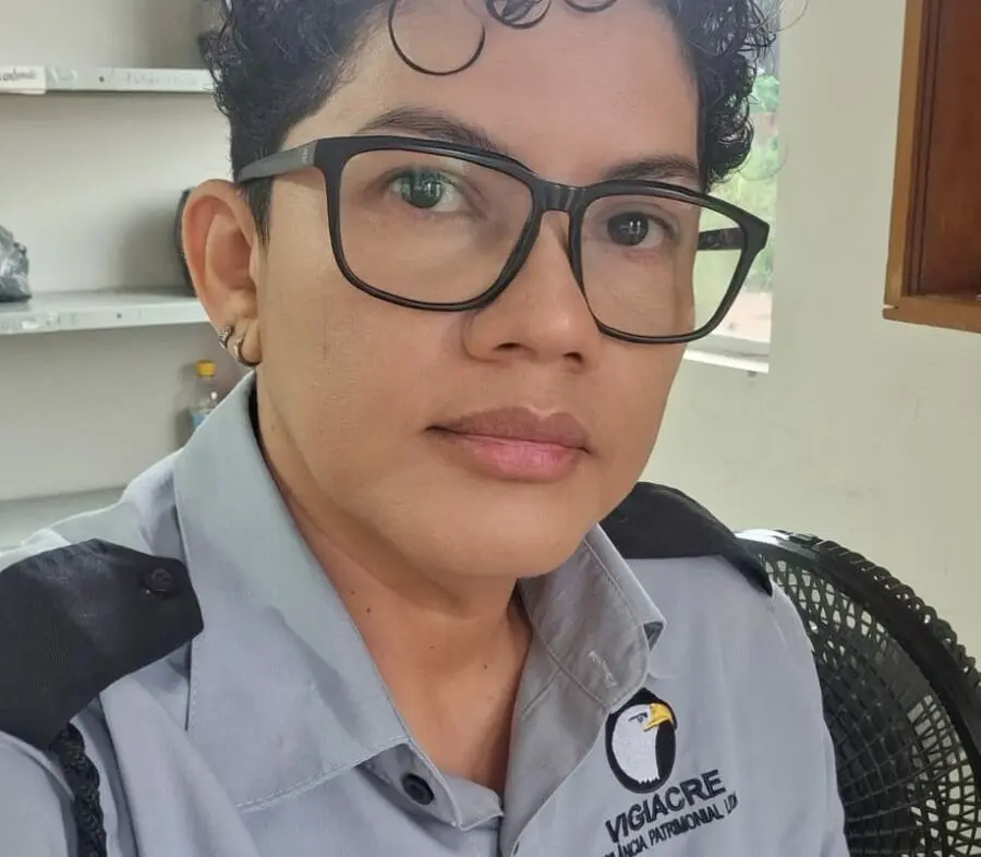 Vigilante trans com várias formações fala sobre acesso ao mercado de trabalho: ‘Nos matam todos os dias’