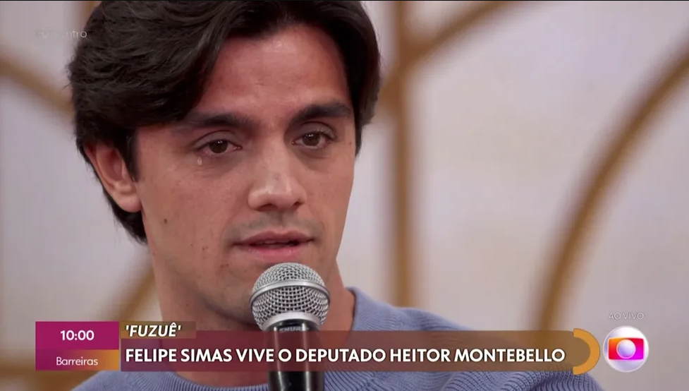 Felipe Simas é hospitalizado e descobre problema nos olhos