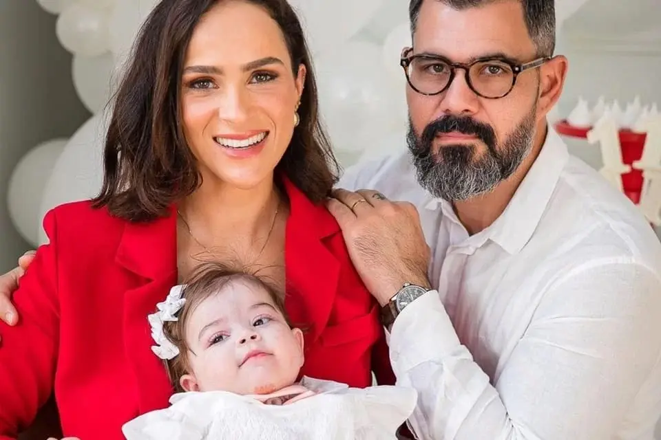 Filha de Juliano Cazarré é levada às pressas ao hospital: “Rezem”