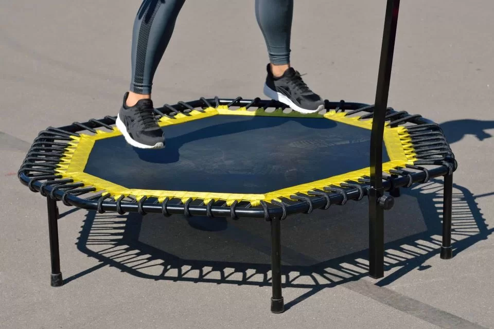 Conheça 6 motivos para incluir as aulas de jump nos treinos de 2024