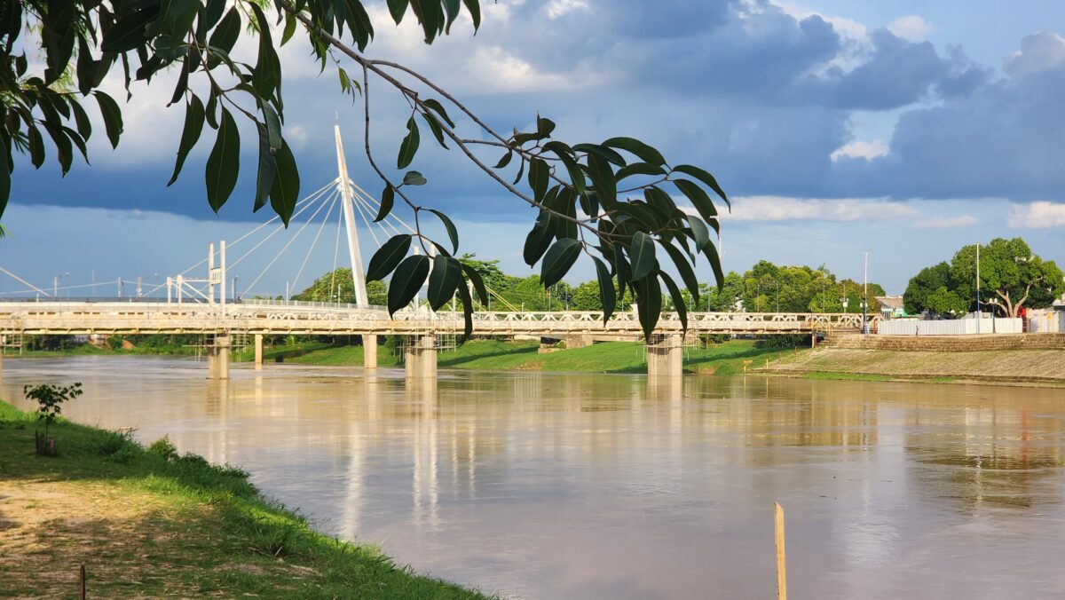 Quinta-feira de tempo quente e chuvas pontuais no Acre; veja a previsão ...