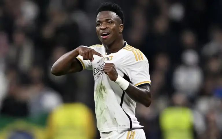 eFootball 2024 destaca Vini Jr. e De Bruyne na Seleção da Semana