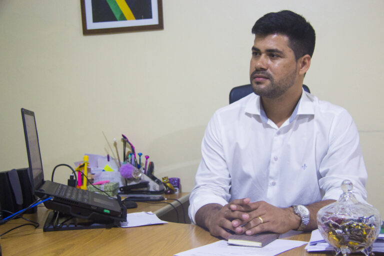 MPF requisita instauração de inquérito policial para investigar Francineudo Costa