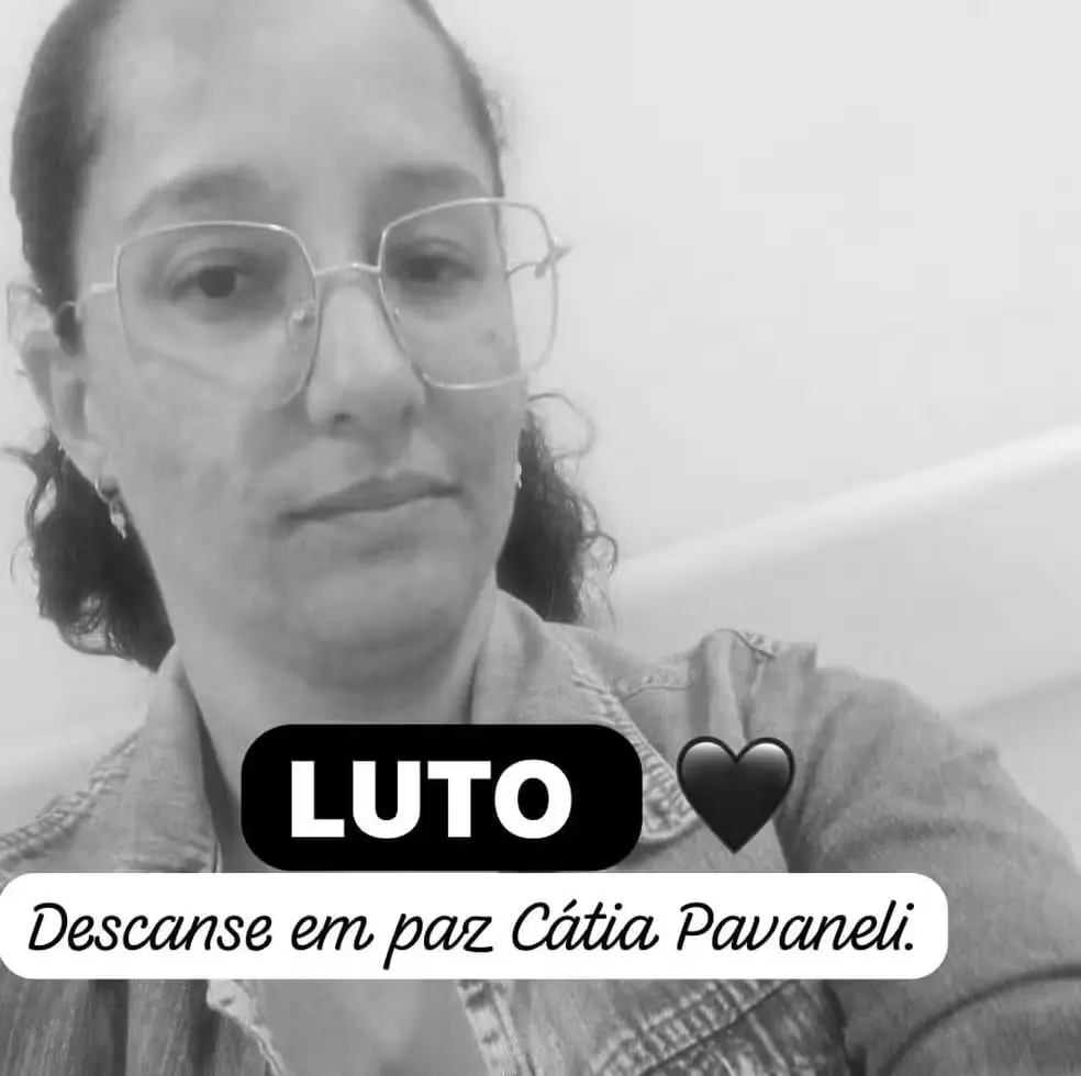 Filho de 5 anos vê mãe ser morta ao ter pescoço cortado por linha de cerol