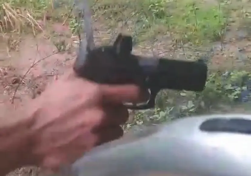 VÍDEO: armados, supostos integrantes de facção ameaçam confronto em bairro de Rio Branco