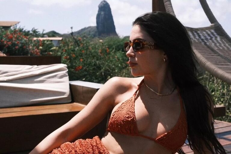 Exclusivo: Jade Picon faz a fila andar com ex de famosa