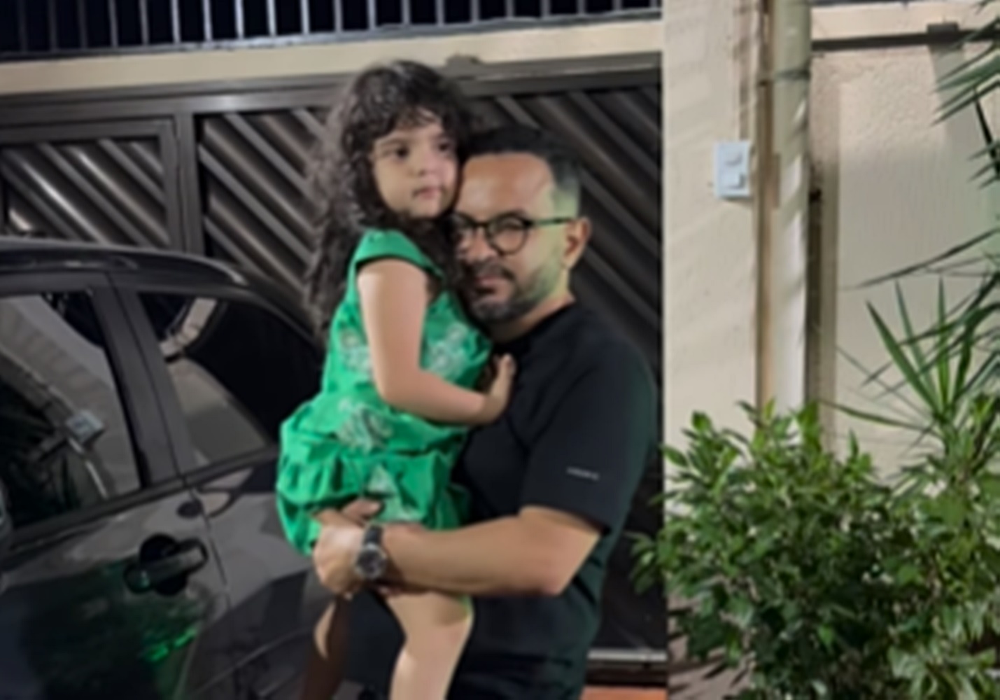 ‘Deus está mudando o quadro dela’, diz ex-secretário sobre estado da filha que está na UTI