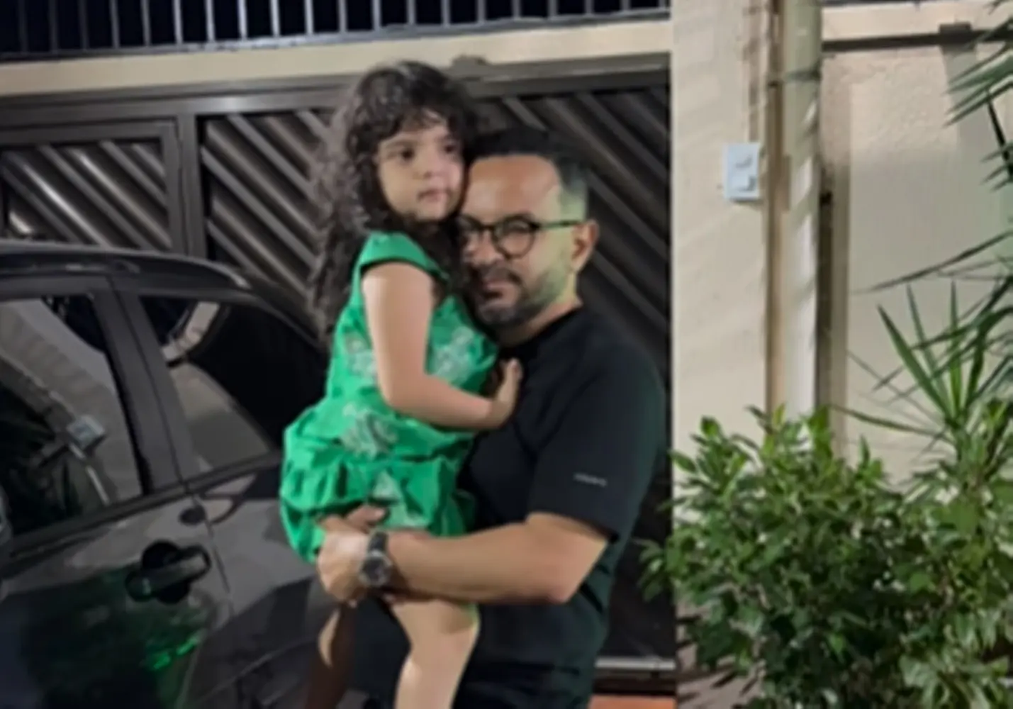 ‘Deus está mudando o quadro dela’, diz ex-secretário sobre estado da filha que está na UTI
