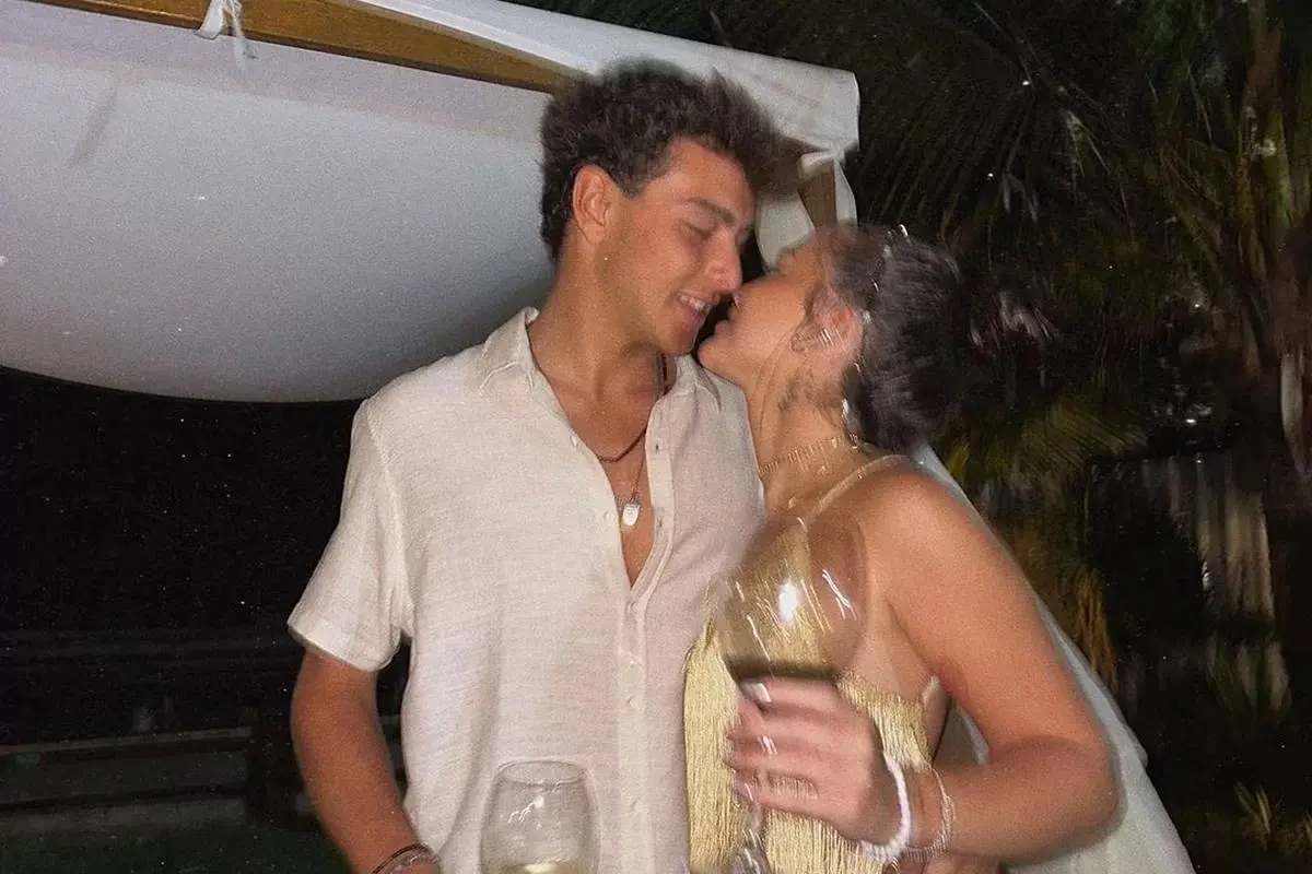 Mel Maia assume relacionamento com surfista: “Seu amor me consertou”