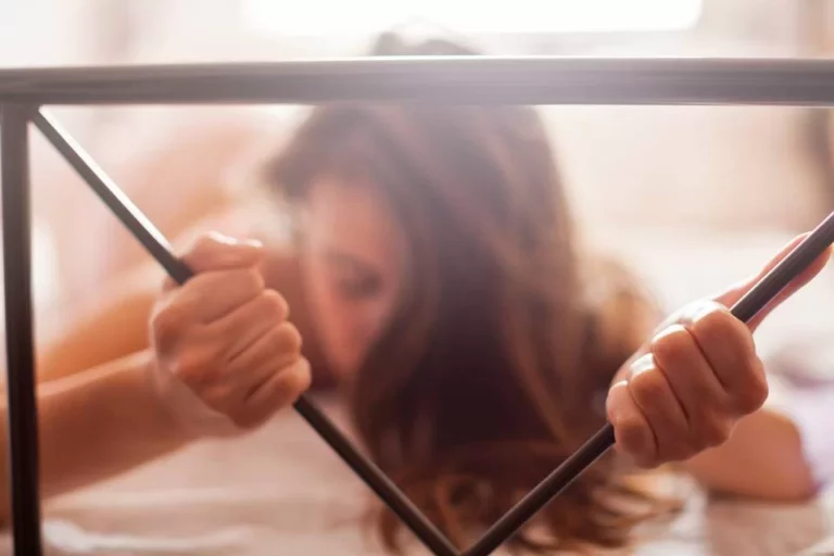 Por que o orgasmo com penetração é “endeusado”? Sexóloga explica