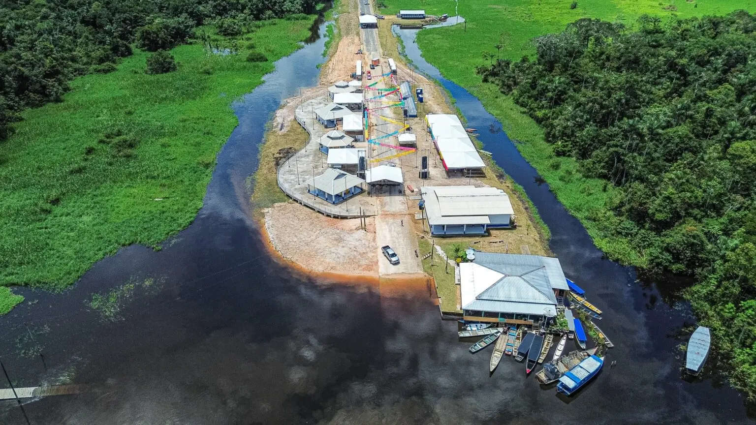Estado e Prefeitura de Mâncio entregam primeira etapa de reconstrução da Alameda das Águas