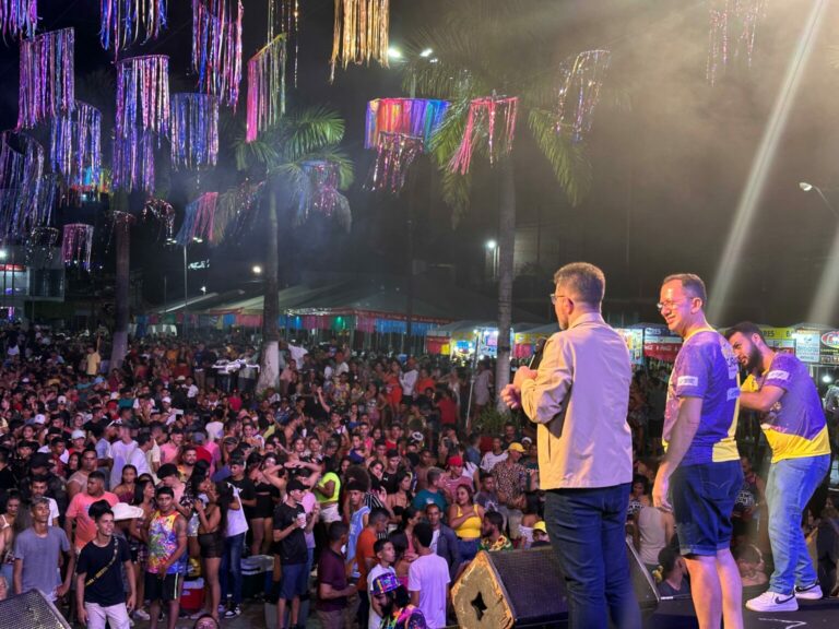 Gladson Cameli prestigia abertura do Carnaval Cultural Magid Almeida, em Cruzeiro do Sul Gladson Cameli prestigia abertura do Carnaval Cultural Magid Almeida, em Cruzeiro do Sul