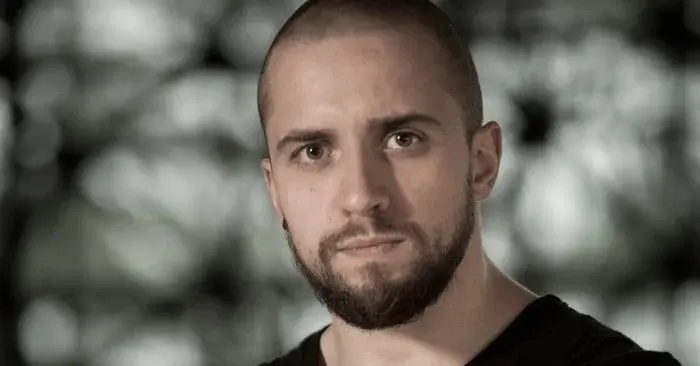 Eloy Casagrande está fora do Sepultura e tem novo substituto anunciado; veja