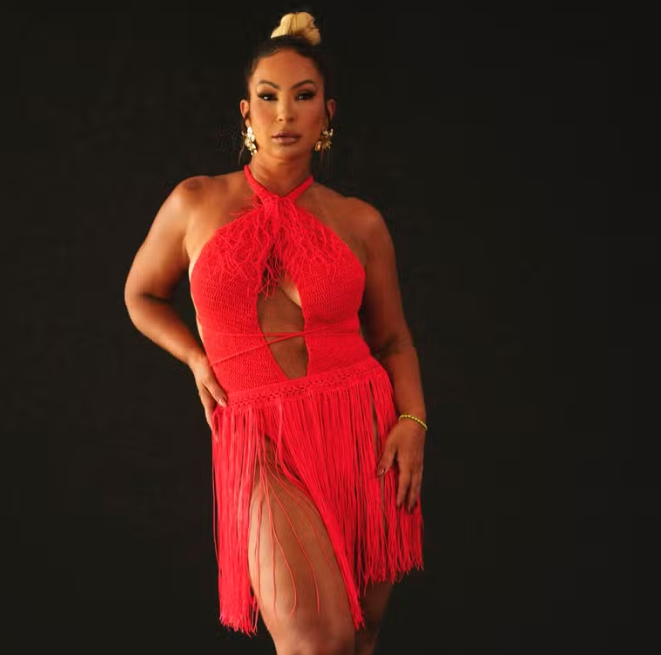 Valesca Popozuda volta a desfilar no Carnaval após mais de 10 anos e diz não se abalar com críticas: ‘Me sentindo gostosa’