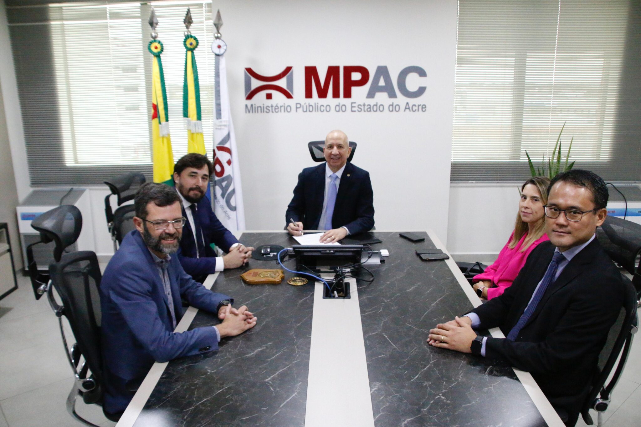 MPAC firma parceria com Abin para compartilhamento de dados na área de inteligência e investigação criminal