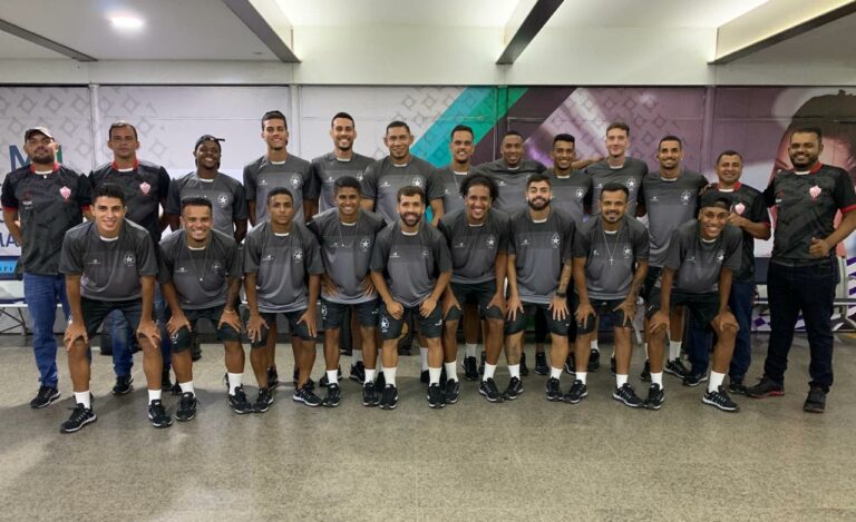 Elenco do Rio Branco embarca para Marabá e foca na Copa Verde