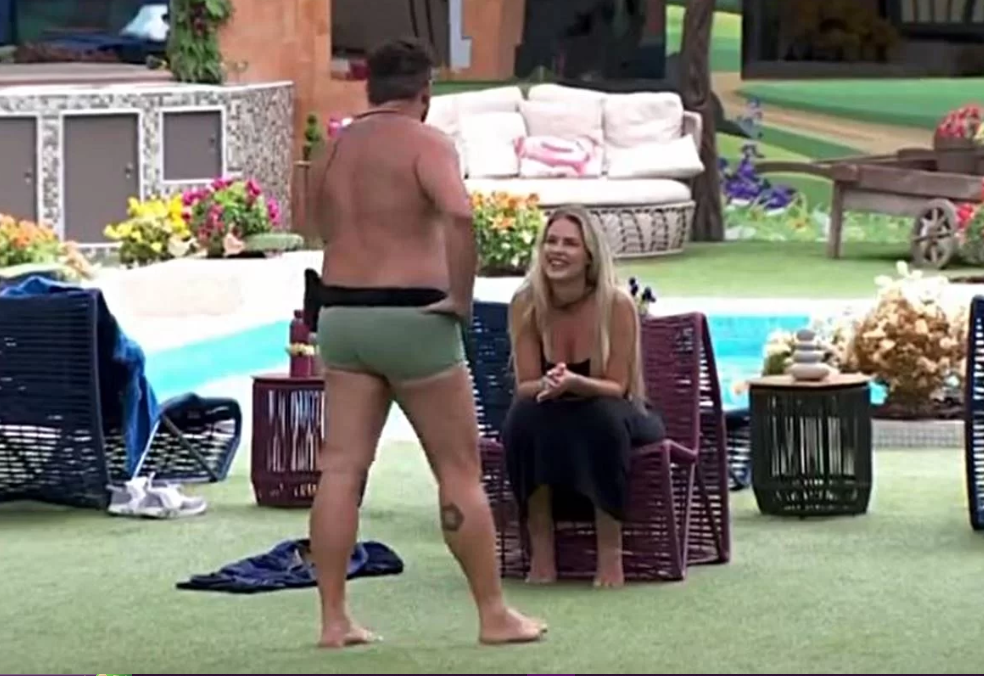 Vídeo: brothers desfilam “imperfeições” para empoderar Yasmin Brunet