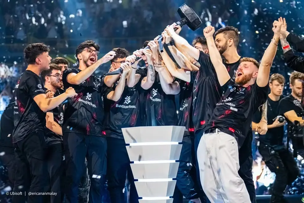 Six Invitational 2024: w7m vira contra FaZe e é campeã mundial