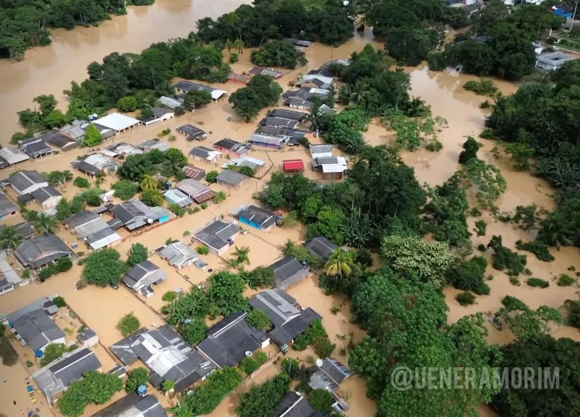 Prefeito diz que enchente em Xapuri deve se igualar a de 2015; veja a situação do rio