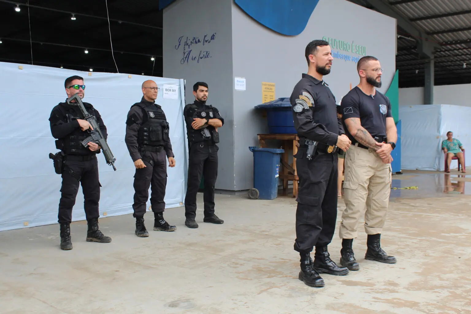 Polícia Penal faz trabalho de orientação a monitorados em abrigos