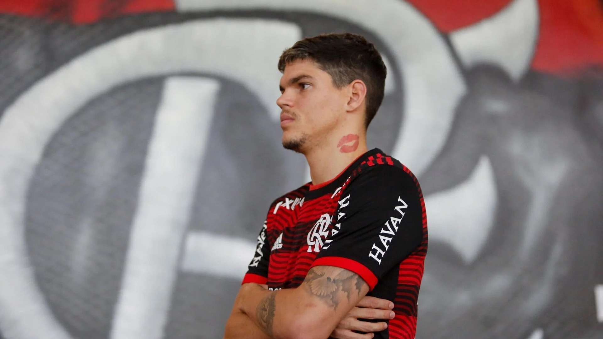 Pulgar e Ayrton Lucas treinam e Fla vai com força máxima diante do Flu no Carioca